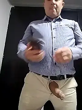 Stripchat Best live sex cam show of BigCristh79