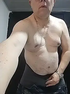 Stripchat Sex Cam of BigCristh79