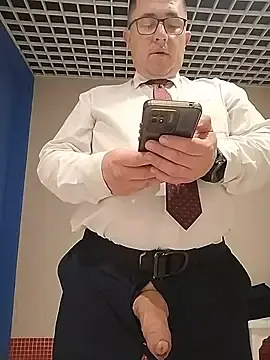 Stripchat Best Webcam of BigCristh79