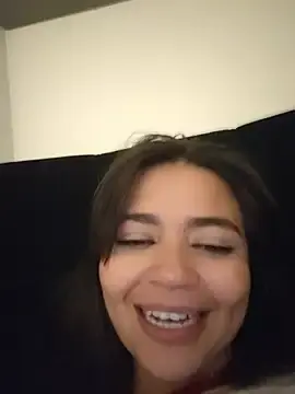 Stripchat Adult Webcam of KimDevinne