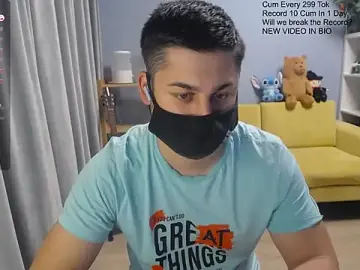 Stripchat Adult Webcams of Tomguys