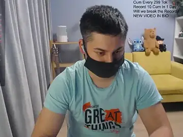 Stripchat Adult Webcam of Tomguys