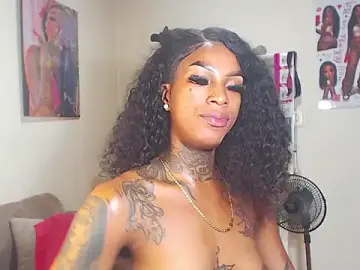 Stripchat Live Sex of badgirls_cx