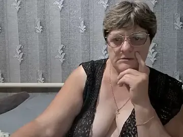 Stripchat Sex Cam of ElzaJewel