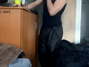 Stripchat Watch Live Sex Cams of Emanuell__