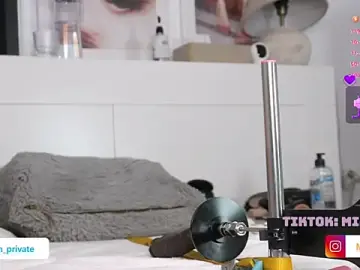 Stripchat Watch Live Sex Cams of Emma4youuu