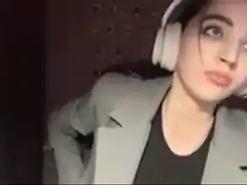 Stripchat Best live sex cam show of NightFoxxx