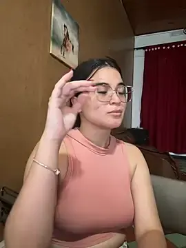 Stripchat Adult Webcam of CamilaSofiia