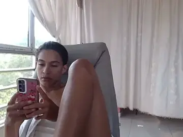 Stripchat Live Sex Cam of DAELAA