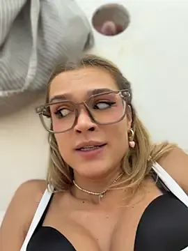 Stripchat Watch Live Sex Cams of Nicoleevien