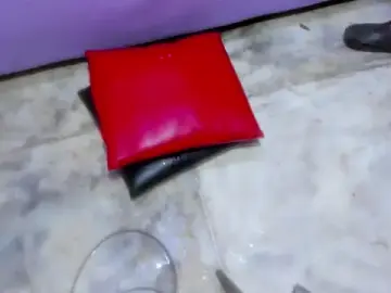 Stripchat Live Porn of miacam-hot