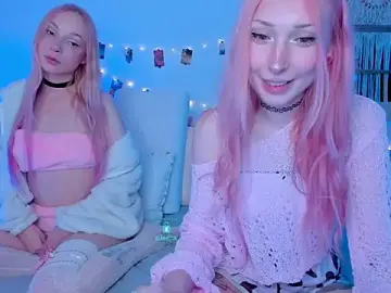 Stripchat Sex Cam of AlexRoseLiRed