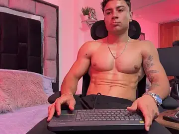 Stripchat Best live sex cam show of MR_MUSCLE
