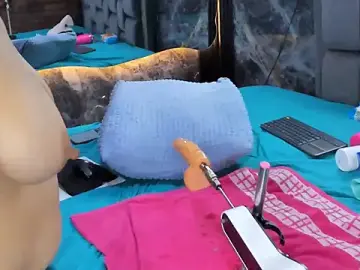Stripchat Best live sex cam show of Couple_Gold69