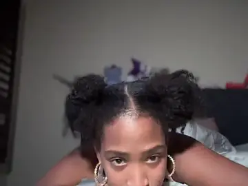 Stripchat Sex Chat of Cum2Charm