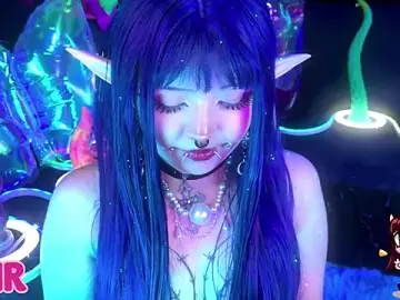 Stripchat Live Sex Cam of LaytonBox