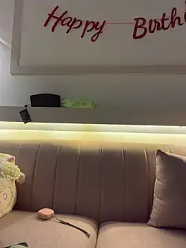 Stripchat Sex Cam of Luna520