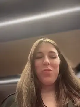 Stripchat Watch Live Sex Cams of MommmyYummy