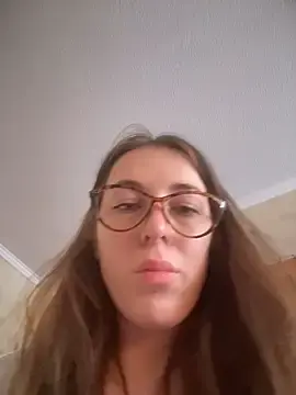 Stripchat Sex Chat of MommmyYummy