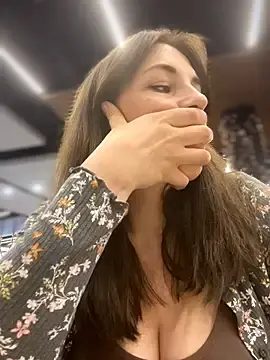 Stripchat Best live sex cam show of MommmyYummy