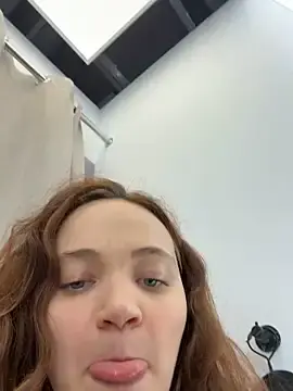 Stripchat Live Sex Cam of TheYourL