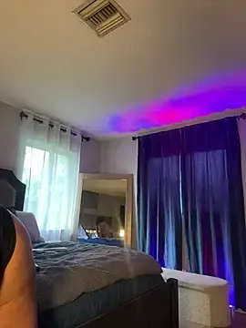 Stripchat Sex Cam of lovely_beast