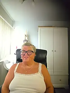 Stripchat Free Porn Cam of Bridget-valentine