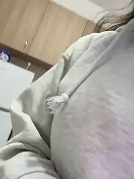 Stripchat Live Sex Cam of EdaQueen