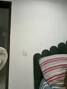 Stripchat Live Porn of LouisKalima