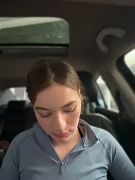Stripchat Live Porn of NicoleCut