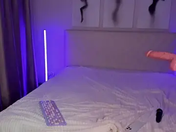 Stripchat Sex Cam of EmmaBarbs