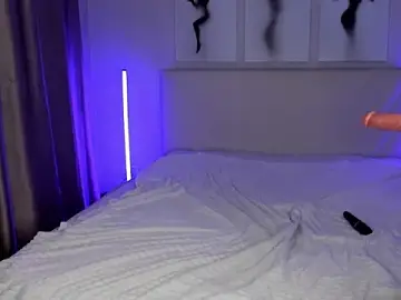 Stripchat Free Porn Cam of EmmaBarbs