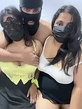 Stripchat Watch Live Sex Cams of Savi-SL