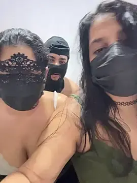 Stripchat Free Porn Cam of Savi-SL