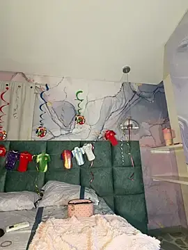 Stripchat Live Sex Cam of kiim_taaylor