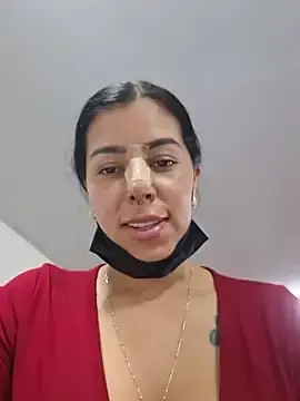 Stripchat Adult Webcams of Luianna