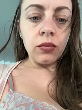 Stripchat Live Sex of ladywithbigass