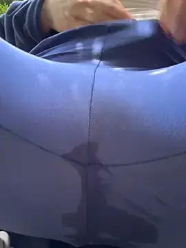 Stripchat Free Live Porn of ladywithbigass
