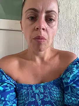 Stripchat Free Live Porn of ladywithbigass