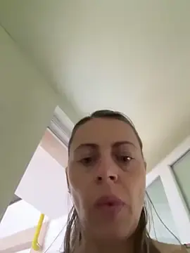 Stripchat Sex Cam of ladywithbigass