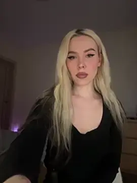 Stripchat Live Sex Cam of xDinnax