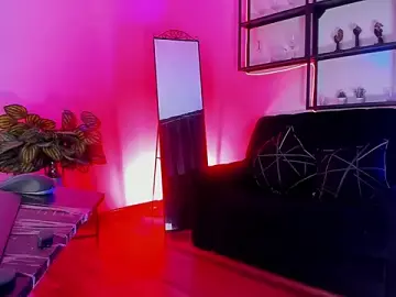 Stripchat Adult Webcams of Halley_Ravenn