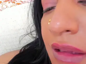 Stripchat Best live sex cam show of LadyNahir