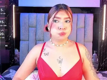 Stripchat Nude Webcam of CamilaParisi