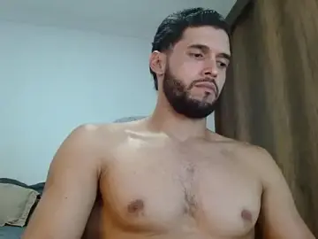 Stripchat Live Sex Cam of Noah_jhonsonn
