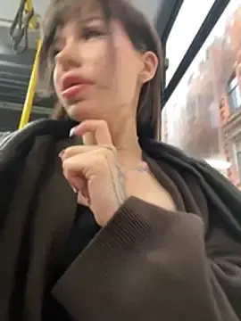 Stripchat Live Sex Cam of babydolll