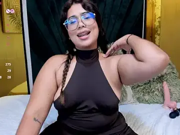 Stripchat Live Sex Cam of liz_ariza4u_