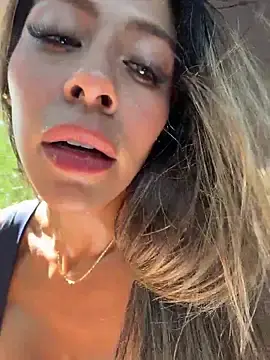 Stripchat Live Sex Cam of Palmer__