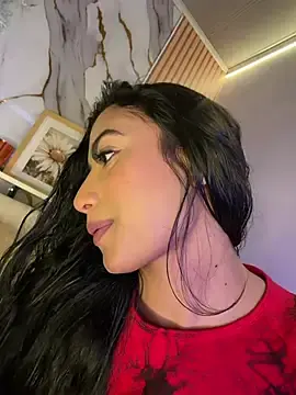 Stripchat Watch Live Sex Cams of AlinaArgii