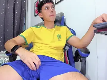 Stripchat Free Porn Cam of The_skinnyguys